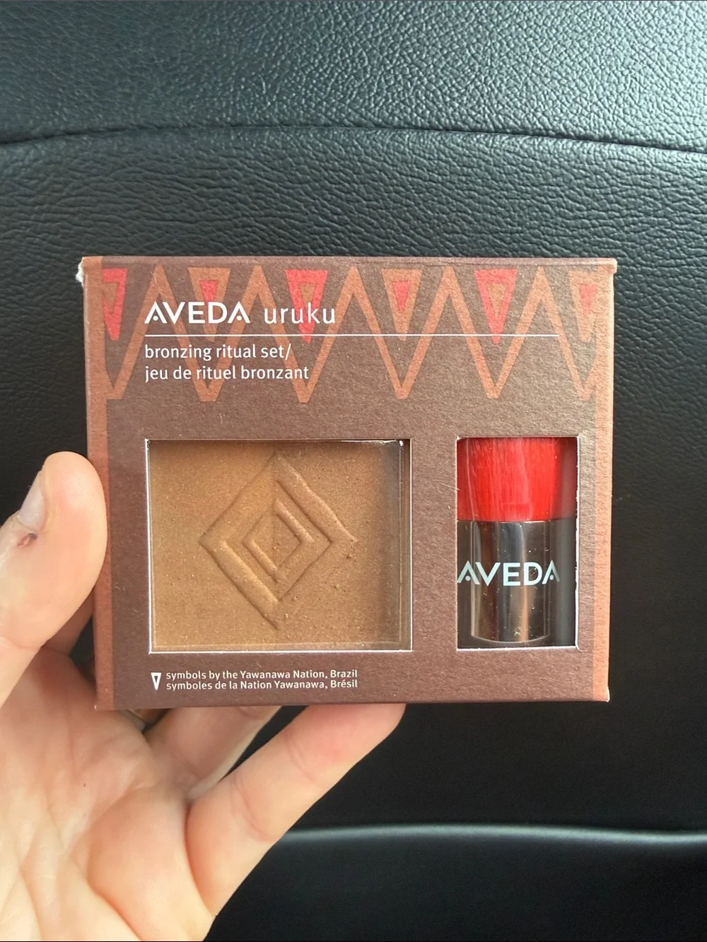 AVEDA Uruku Bronzing Ritual Set with Brush